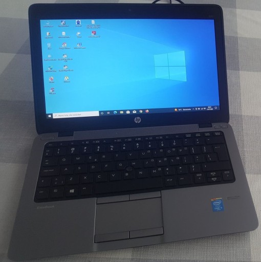 Zdjęcie oferty: Laptop HP i5-4200u SSD 4 GB bateria kamera zasilac