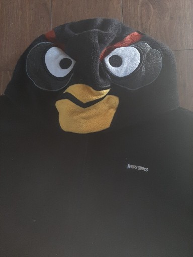 Zdjęcie oferty: Kombinezon Angry Birds czarny ptak