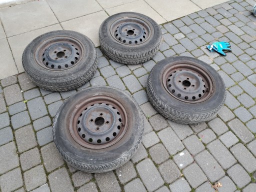 Zdjęcie oferty: Opony letnie 155/80R13 79T 4 sztuki Toyo Kelly