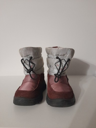 Zdjęcie oferty: Buty dziecięce Naturino śniegowce