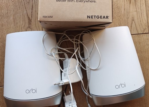Zdjęcie oferty: Netgear Orbi RBR750 + RBS750 - WiFi 6 Tri-band Router + Satelita + uchwyt