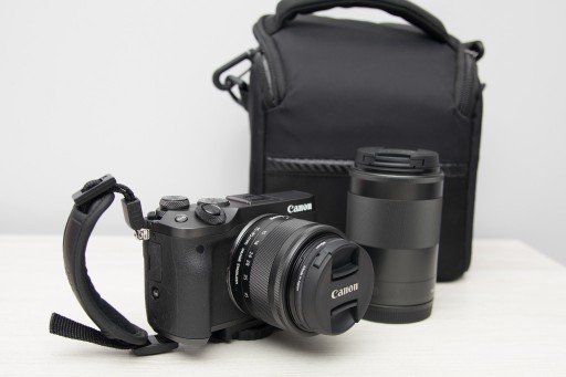 Zdjęcie oferty: Canon EOS M6 Czarny + 15-45 IS STM + 55-200 IS STM