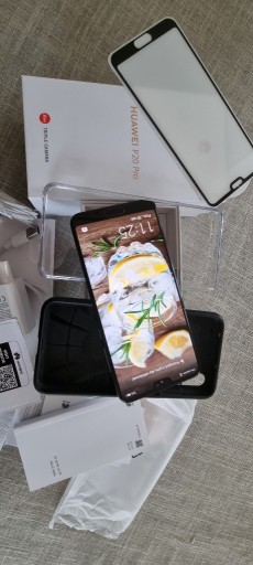 Zdjęcie oferty: Smartfon Huawei P20 Pro 6 GB / 128 GB czarny