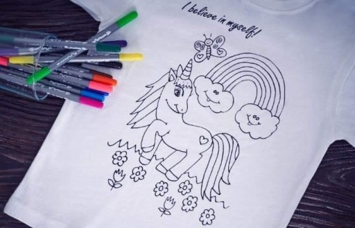 Zdjęcie oferty: Kreatywna koszulka do kolorowania Jednorożec r 122
