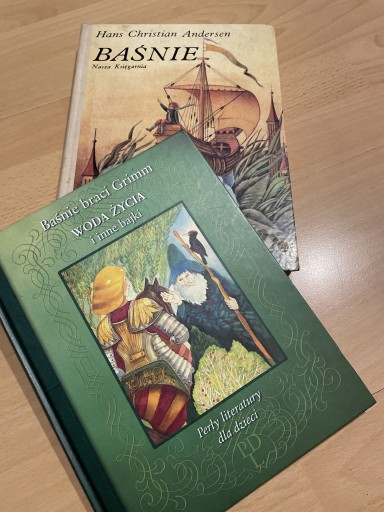 Zdjęcie oferty: Baśnie Hans Christian Andersen i braci Grimm