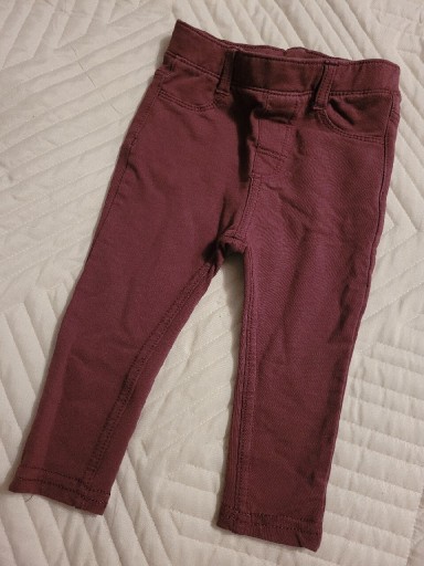 Zdjęcie oferty: H&M spodnie o kroju jeansów gładkie rozm. 74