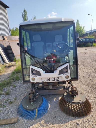 Zdjęcie oferty: Zamiatarka uliczna johnston cx 201 2014