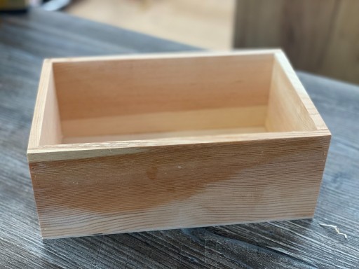 Zdjęcie oferty: Drewniane pudełko, skrzynka na prezent decoupage