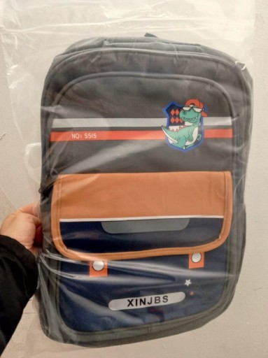 Zdjęcie oferty: Pojemny plecak szkolny dla dzieci