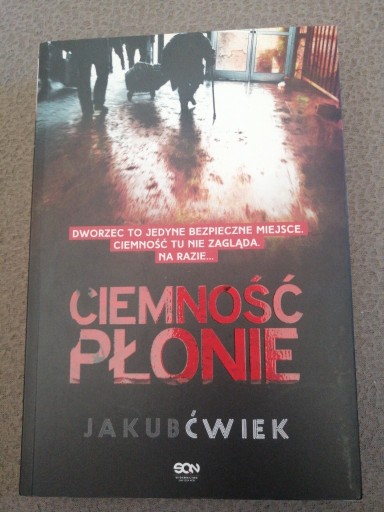 Zdjęcie oferty: Ciemność płonie