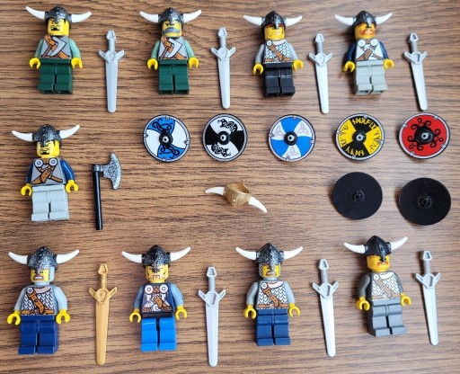 Zdjęcie oferty: LEGO wikingowie, 9 ludzików, tarcze broń, rok 2005