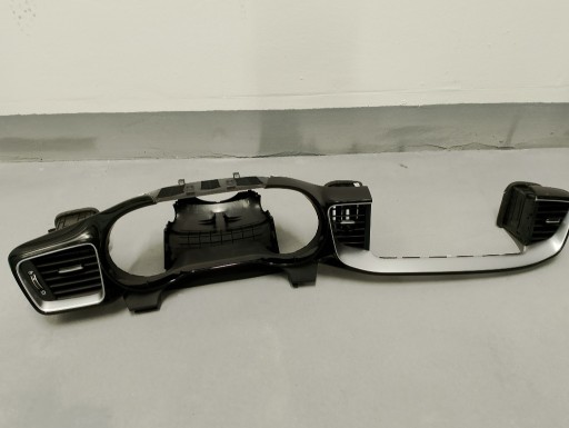 Zdjęcie oferty: Kia Ceed III obudowa zegarów z kratkami