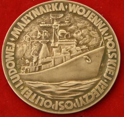 Zdjęcie oferty: Medal Marynarka Wojenna PRL W obronie morskich gr.