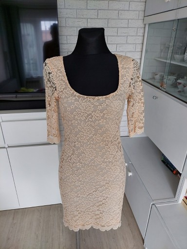 Zdjęcie oferty: sukienka koronka beż nude Asos S 36
