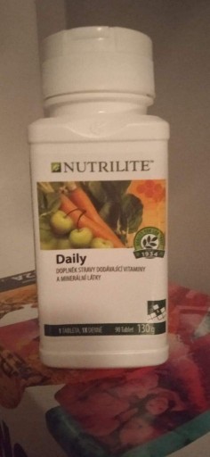 Zdjęcie oferty: Okazja Daily Nutrilite 90 tbl 