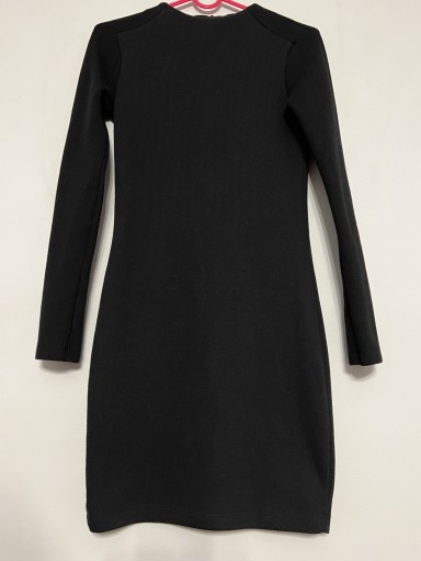 Zdjęcie oferty: Mała czarna sukienka z Zary w rozmiarze S