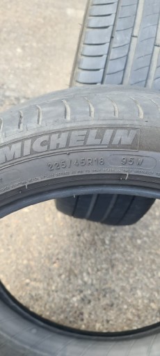 Zdjęcie oferty: Opony letnie 225x45x18  Michelin 
