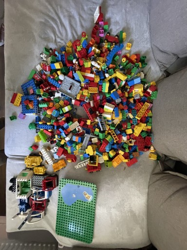 Zdjęcie oferty: Klocki Lego Duplo - duży zestaw, auta, klocki