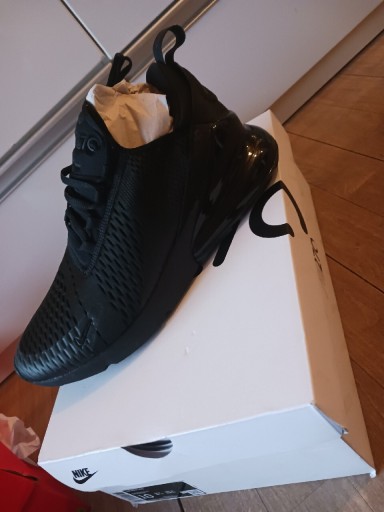 Zdjęcie oferty: Air max 270