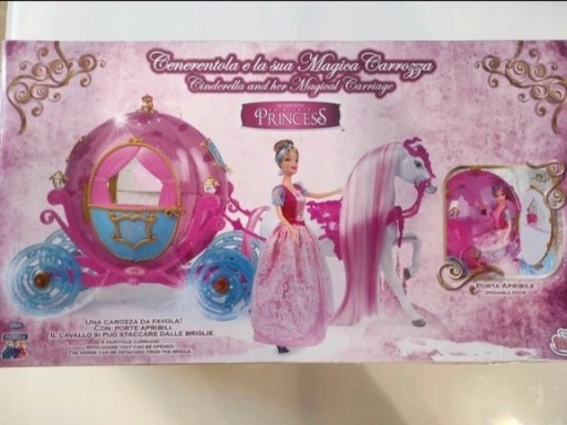 Zdjęcie oferty: Zestaw Princess Cenerentola - lalka z powozem