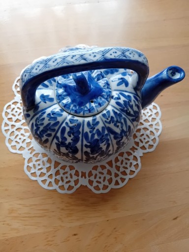 Zdjęcie oferty: Dekoracyjny imbryczek ceramiczny 