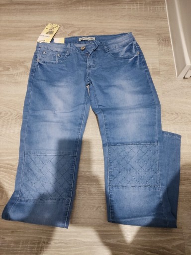 Zdjęcie oferty: Spodnie jeans