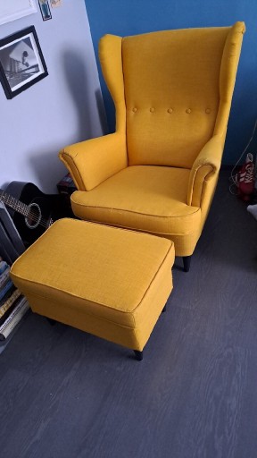 Zdjęcie oferty: Żółty fotel Ikea z podnóżkiem, Ikea fotel uszak