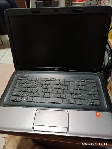 Zdjęcie oferty: Laptop HP 255 15" 2 godz bat.