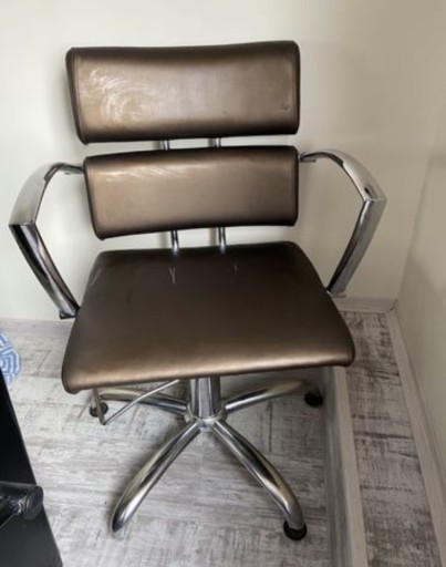 Zdjęcie oferty: Krzesło fotel fryzjerski