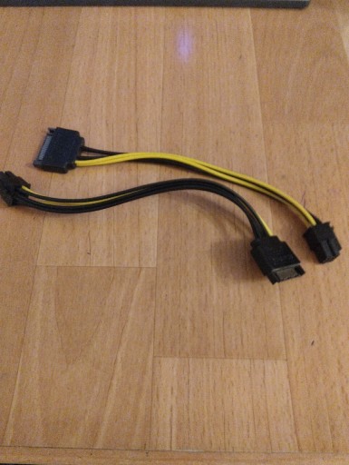 Zdjęcie oferty: Adapter przejściówka SATA na PCIe 6 pin