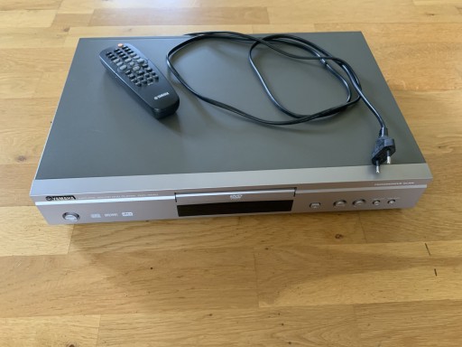 Zdjęcie oferty: Odtwarzacz dvd Yamaha DVD-S540