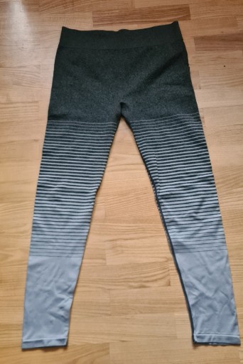 Zdjęcie oferty: Legginsy spodnie sportowe