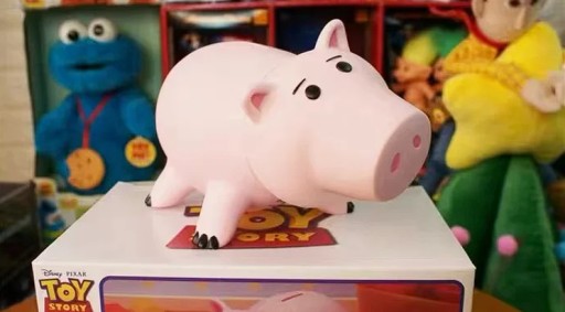 Zdjęcie oferty: Świnka skarbonka z motywem z "Toy Story" 