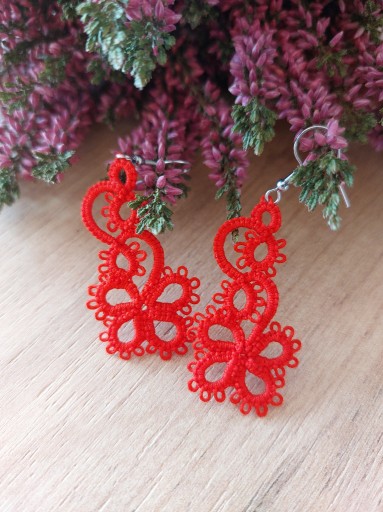 Zdjęcie oferty: Kolczyki kwiatuszki czerwone frywolitka handmade