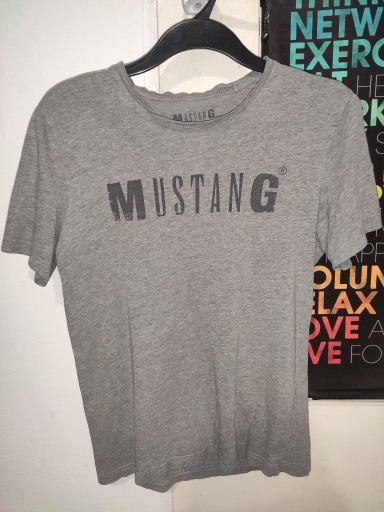 Zdjęcie oferty: Szary T-shirt męski Mustang roz. M