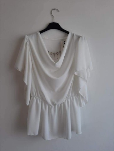 Zdjęcie oferty: Elegancka biała bluzka z krótkim rękawem M/L