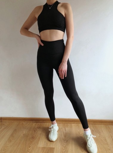 Zdjęcie oferty: Komplekt sportowy damski S,M,L