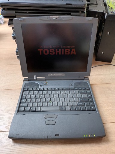 Zdjęcie oferty: Laptop Toshiba Satellite 2540 CDS retro