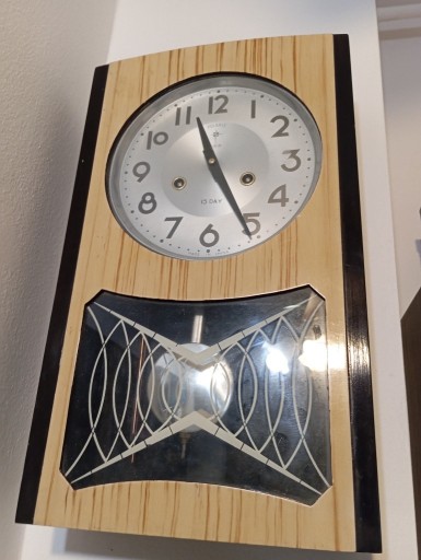 Zdjęcie oferty: Piękny zegar Polaris - stan bardzo dobry 