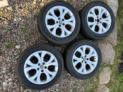 Zdjęcie oferty: Felgi 17” z oponami zimowymi marki Goodride