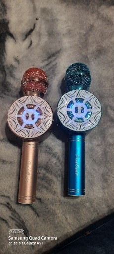 Zdjęcie oferty: Mikrofon z głośnikiem do karaoke led