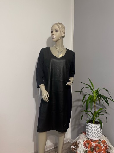 Zdjęcie oferty: Sukienka z czarną eko skórą roz. 46 Norah