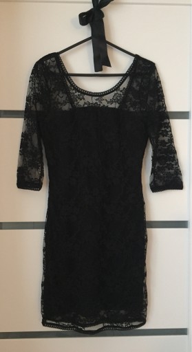Zdjęcie oferty: Czarna sukienka koronkowa H&M 36