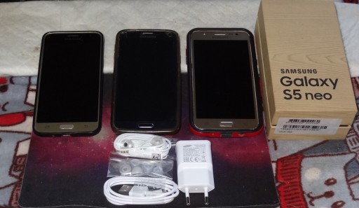 Zdjęcie oferty: Telefon Samsung Galaxy J3 J5 S5 Neo