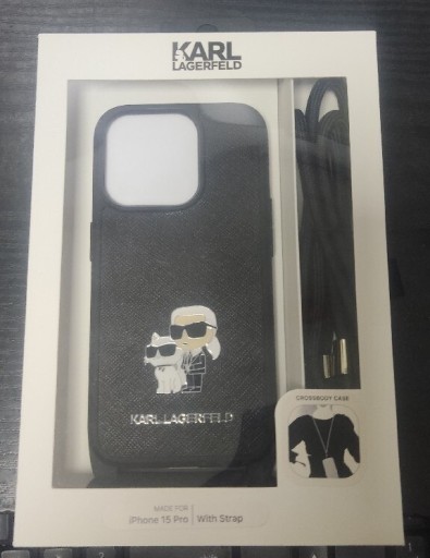 Zdjęcie oferty: Etui ze smyczką Karl Lagerfield do iPhone 15 Pro