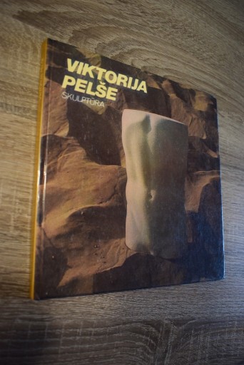 Zdjęcie oferty: Rzeźby - Viktorija Pelse - 1985 .