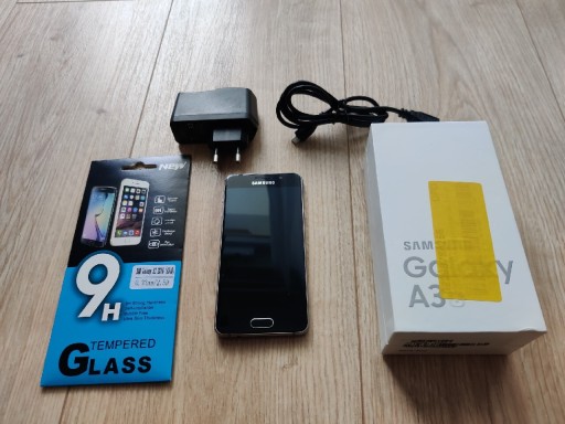 Zdjęcie oferty: Samsung Galaxy A3 (2016) 1.5/16GB