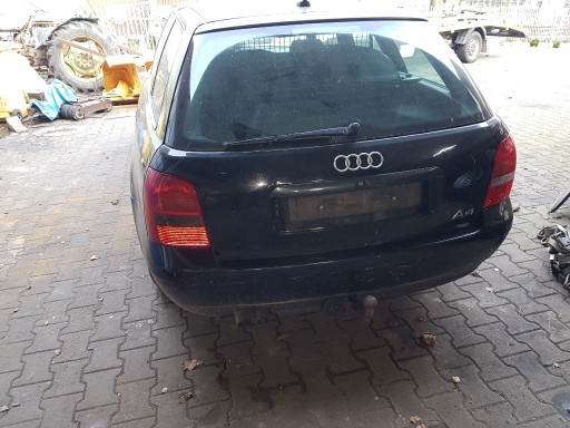 Zdjęcie oferty: Zderzak tylny kombi Audi A4 lift '99