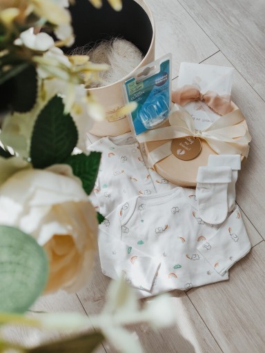 Zdjęcie oferty: Prezent dla noworodka baby shower box na narodziny