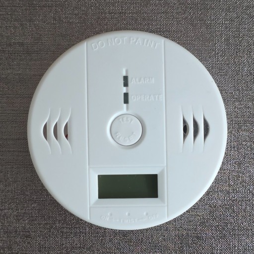 Zdjęcie oferty: Alarm do kuchni, łazienki, itp, sygnalizujący ulatniający się tlenek węgla.